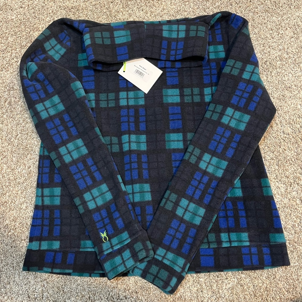 Dudley Stephen’s fleece sweatshirt